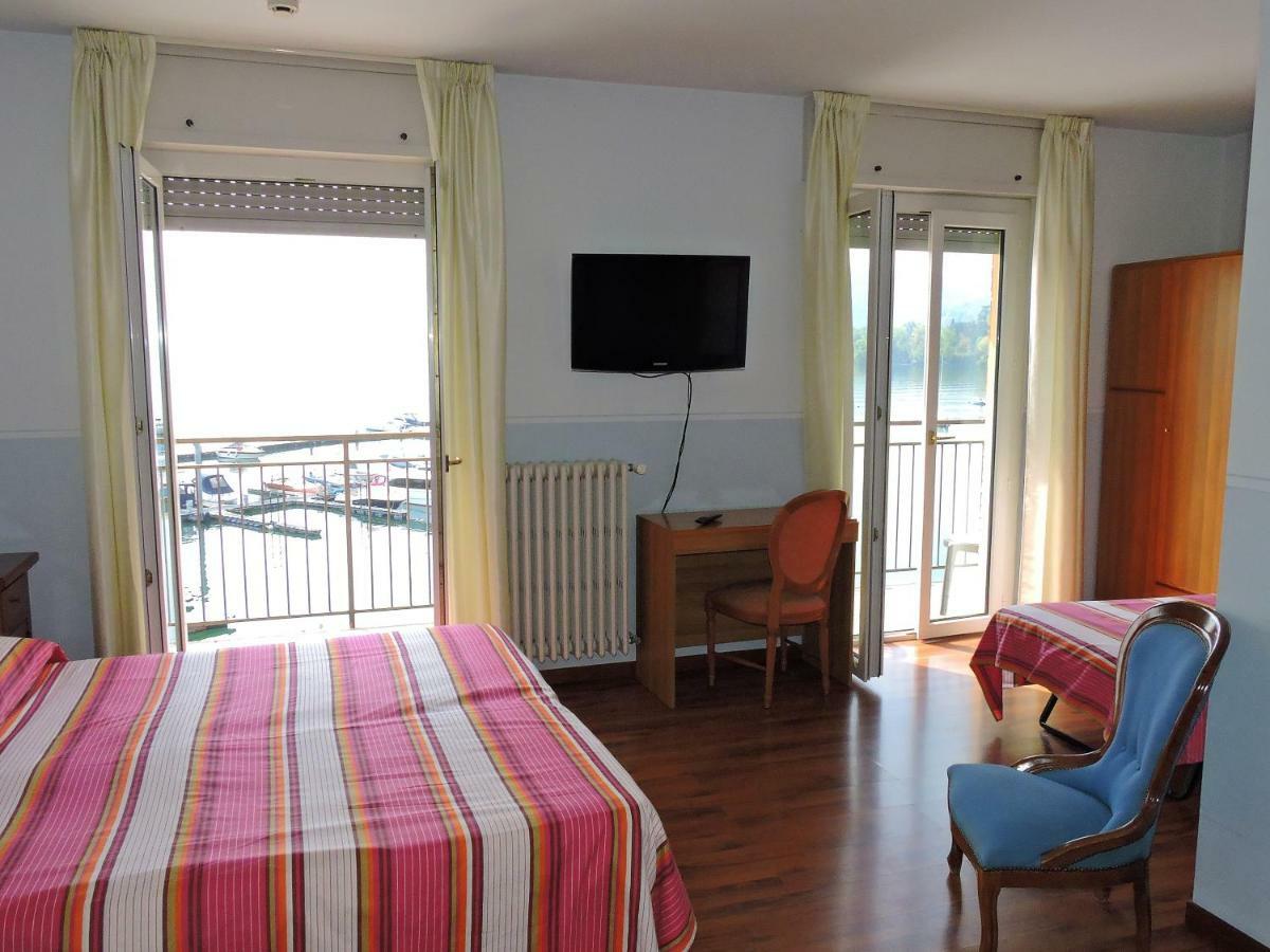Hotel Capri 레사 외부 사진